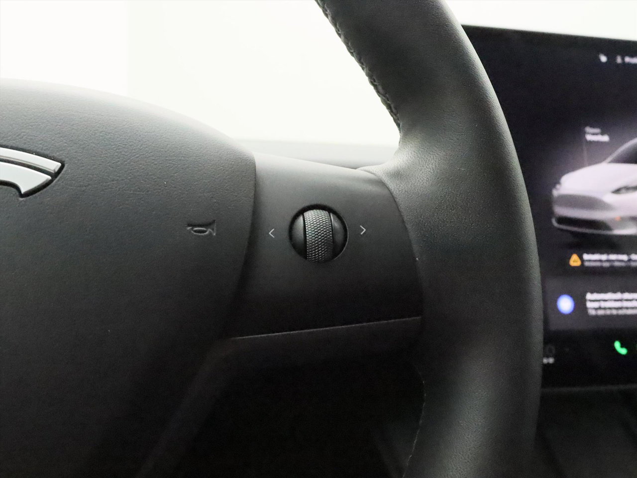 Tesla Model Y Standard RWD Plus 94.2% SoH [ AMD RYZEN+AUTOPILOT+19 INCH+PREMIUM AUDIO ] 22