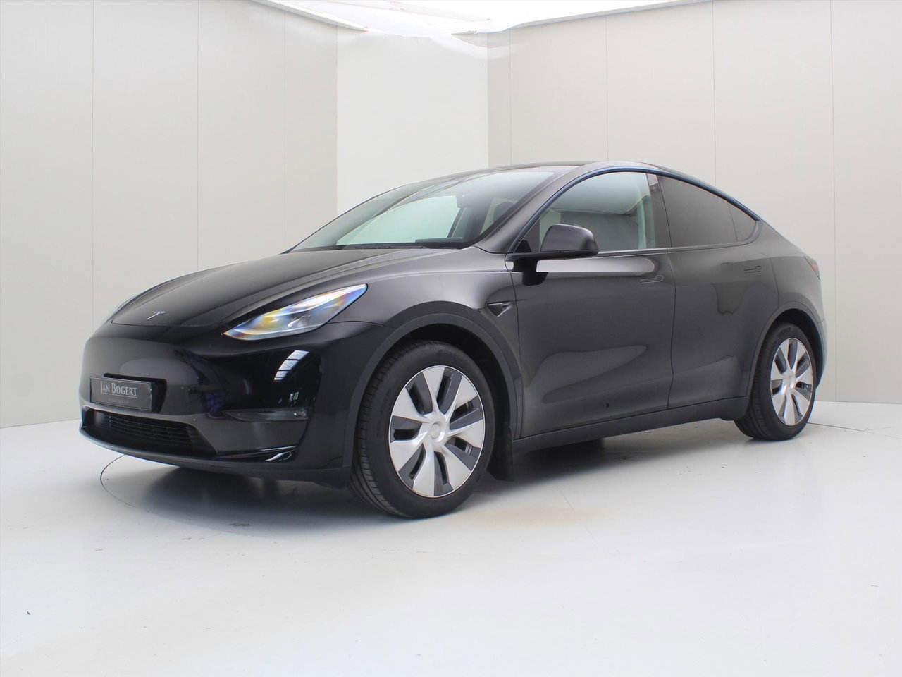 Tesla Model Y Long Range AWD 75kWh 351pk 94.4% SoH [ TREKHAAK+AMD RYZEN+AUTOPILOT+19 INCH+PREMIUM AUDIO ]