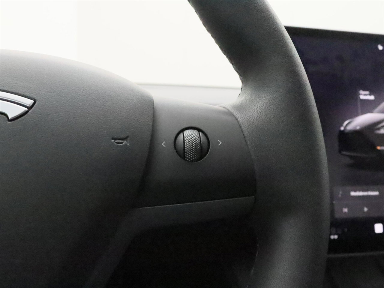 Tesla Model Y Long Range AWD 75kWh 351pk 94.4% SoH [ TREKHAAK+AMD RYZEN+AUTOPILOT+19 INCH+PREMIUM AUDIO ] 21