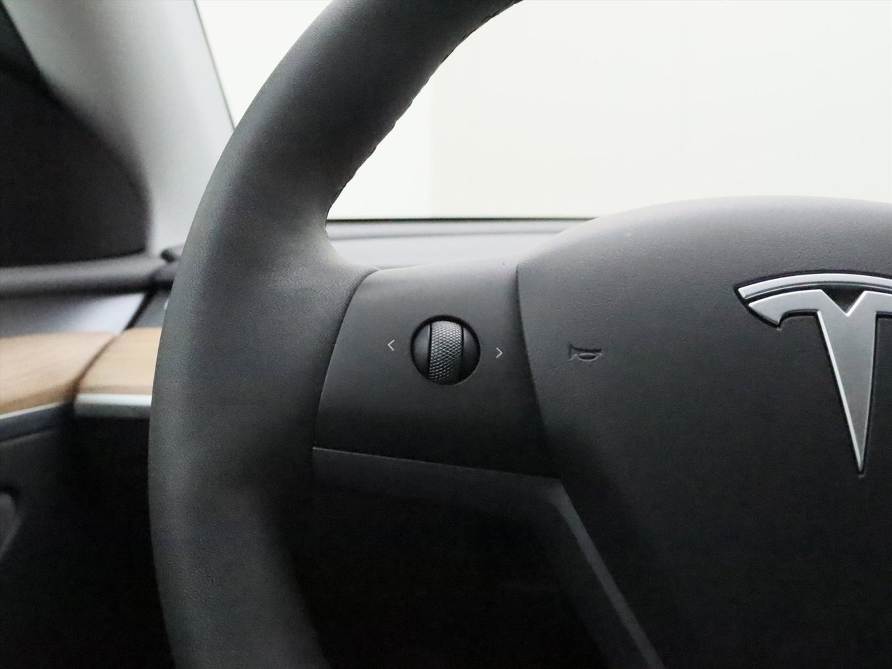 Tesla Model Y Long Range AWD 75kWh 351pk 94.4% SoH [ TREKHAAK+AMD RYZEN+AUTOPILOT+19 INCH+PREMIUM AUDIO ] 20