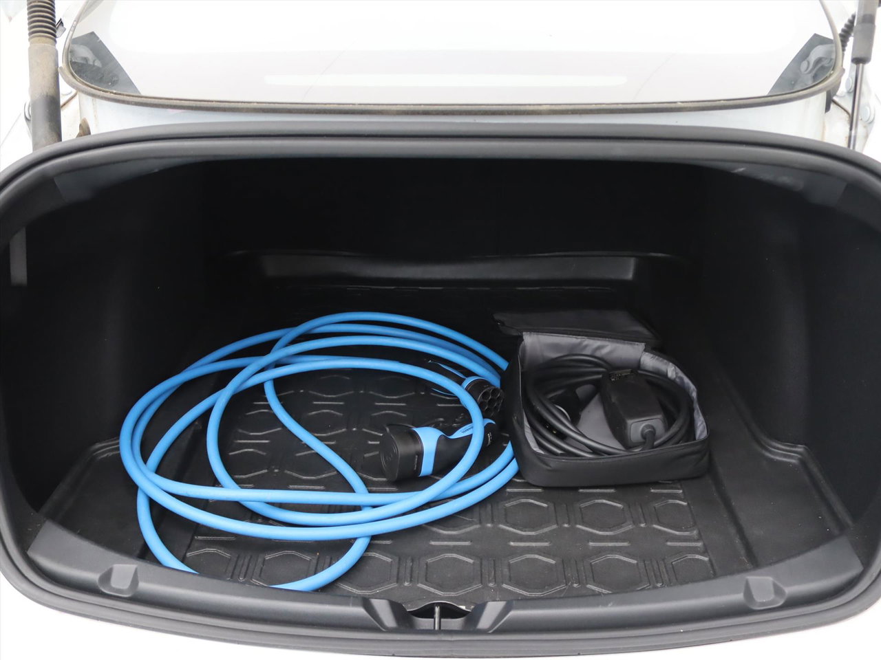 Tesla Model 3 Standard RWD Plus UPGRADE 95.9% SoH [ LFP-ACCU+WARMTEPOMP+AUTOPILOT+60 kWh ] 26