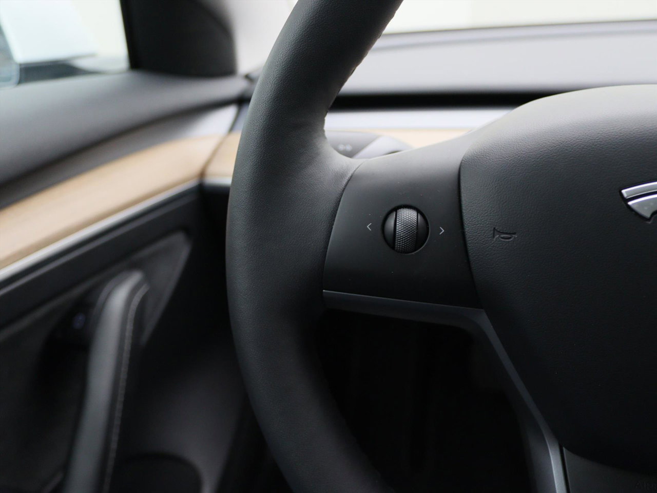 Tesla Model 3 Standard RWD Plus UPGRADE 95.9% SoH [ LFP-ACCU+WARMTEPOMP+AUTOPILOT+60 kWh ] 22