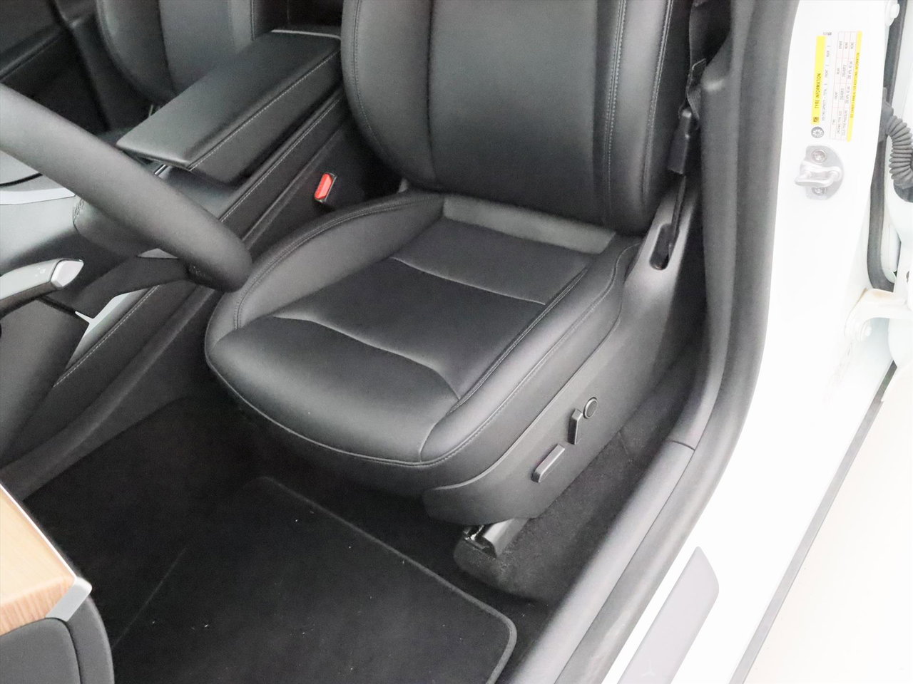 Tesla Model Y Long Range RWD 75kWh 299pk 94.5% SoH [ AMD RYZEN+AUTOPILOT+19 INCH+PREMIUM AUDIO ] 25