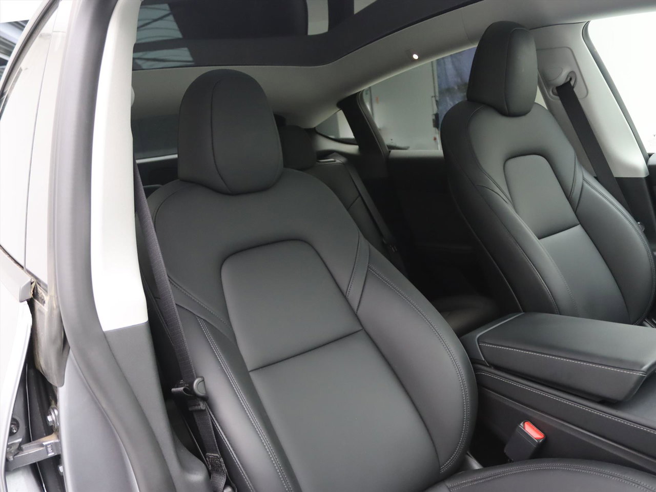 Tesla Model Y Long Range AWD 351pk 96,6% SoH [ QUICKSILVER+TREKHAAK+AMD RYZEN+ENHANCED AUTOPILOT+PREMIUM AUDIO ] 22