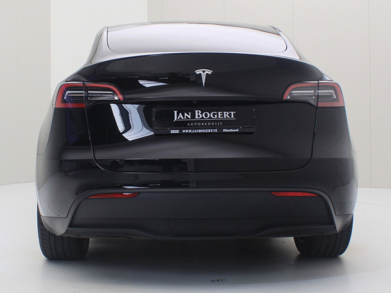 Tesla Model Y Standard RWD Plus 94.6% SoH [ AMD RYZEN+AUTOPILOT+19 INCH+PREMIUM AUDIO ] 6