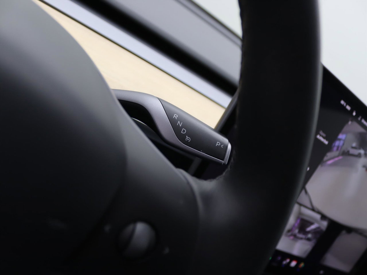 Tesla Model Y Standard RWD Plus 94.6% SoH [ AMD RYZEN+AUTOPILOT+19 INCH+PREMIUM AUDIO ] 24