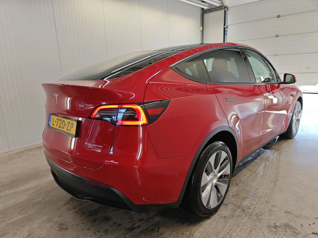 Tesla Model Y Long Range 351pk AWD 90,2 SoH [ TREKHAAK+AUTOPILOT+19 INCH+PREMIUM AUDIO ] 6
