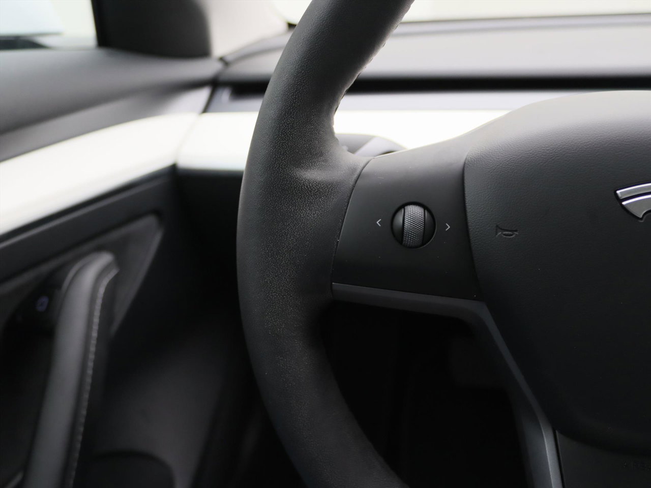 Tesla Model 3 Standard RWD Plus UPGRADE 94.6% SoH [ RYZEN+WIT LEDER+ENHANCED AUTOPILOT+WARMTEPOMP+LFP-ACCU ] 22