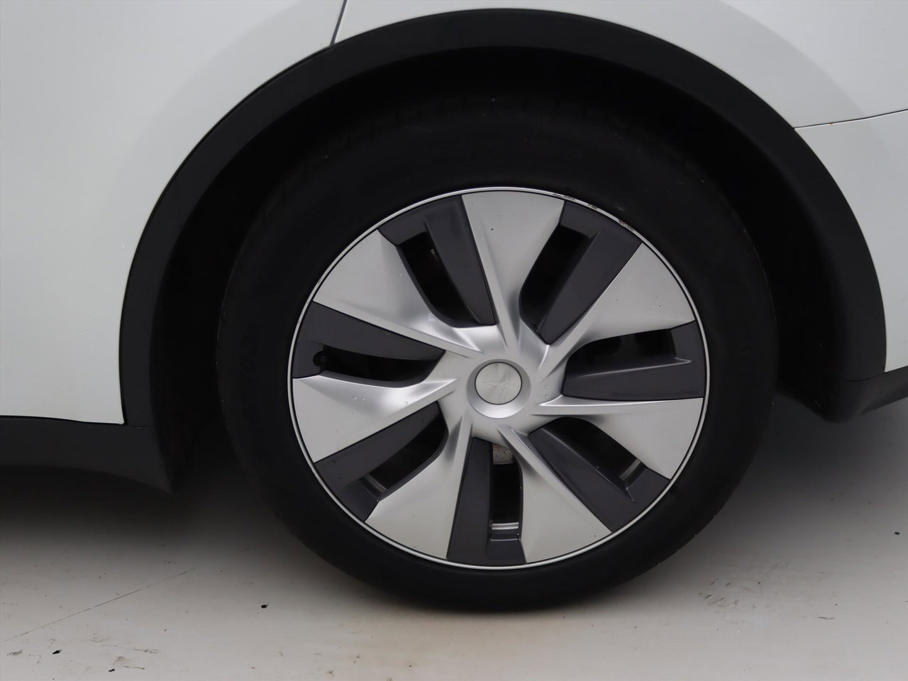 Tesla Model Y Long Range RWD 75kWh 299pk 95% SoH [ AMD RYZEN+AUTOPILOT+19 INCH+600KM WLTP ] 23