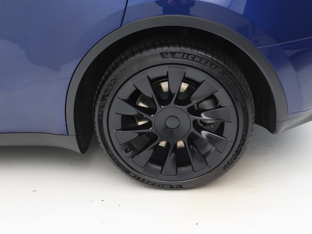 Tesla Model Y Long Range 345pk AWD 23