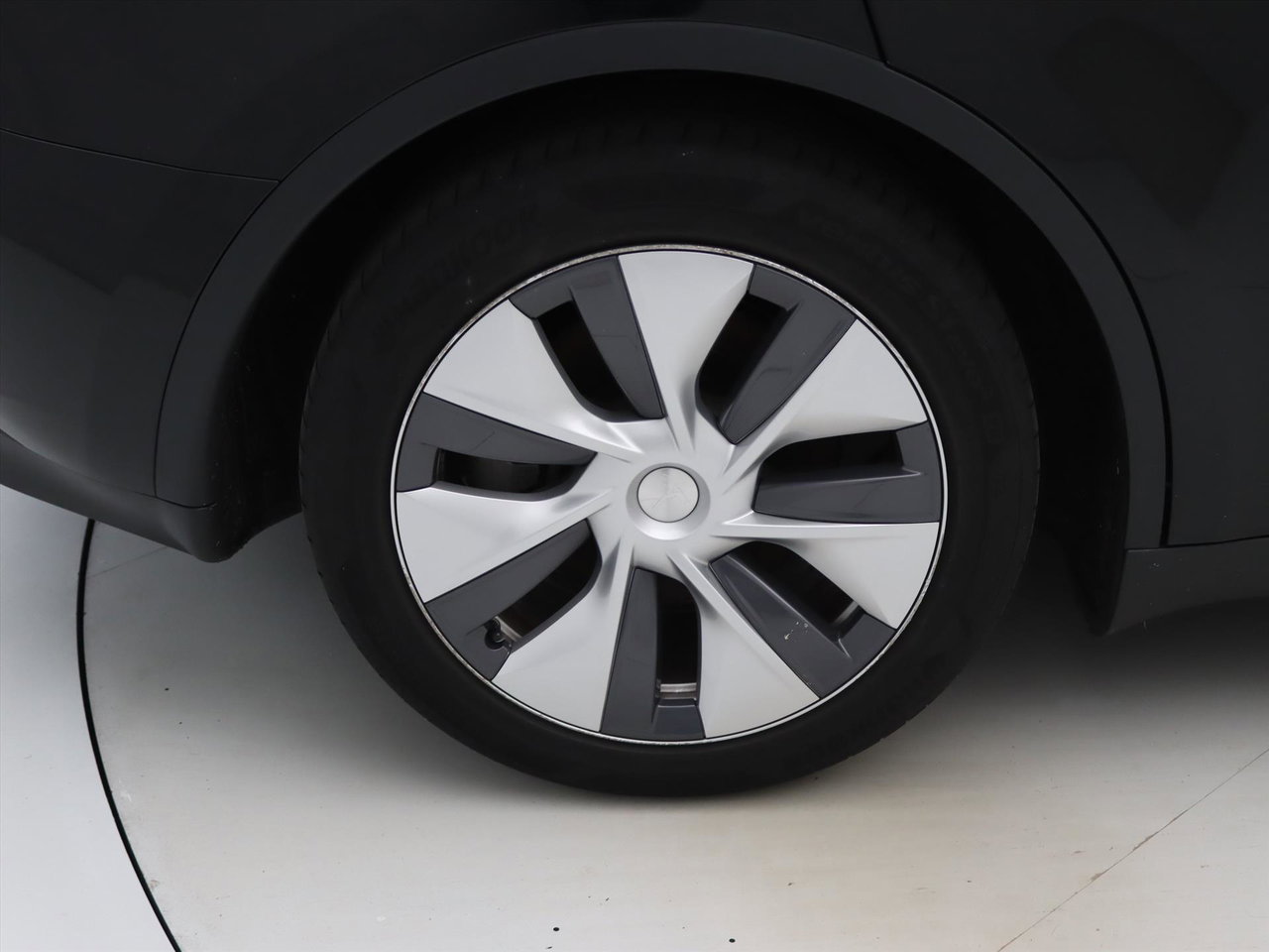 Tesla Model Y Standard RWD Plus 351pk 93,4% SoH [ TREKHAAK+RYZEN AMD+LFP ACCU+AUTOPILOT+19 INCH ] 12