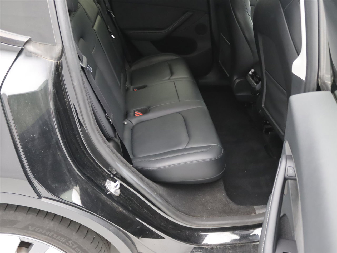 Tesla Model Y Standard RWD Plus 351pk 93,4% SoH [ TREKHAAK+RYZEN AMD+LFP ACCU+AUTOPILOT+19 INCH ] 16