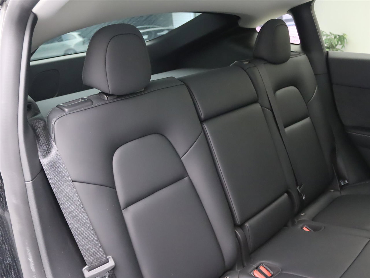 Tesla Model Y Standard RWD Plus 93.5% SoH [ AMD RYZEN+AUTOPILOT+19 INCH+PREMIUM AUDIO ] 17