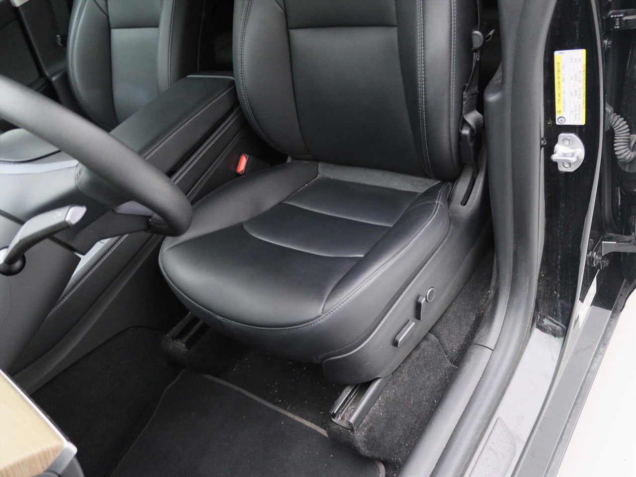 Tesla Model Y Standard RWD Plus 93.5% SoH [ AMD RYZEN+AUTOPILOT+19 INCH+PREMIUM AUDIO ] 26