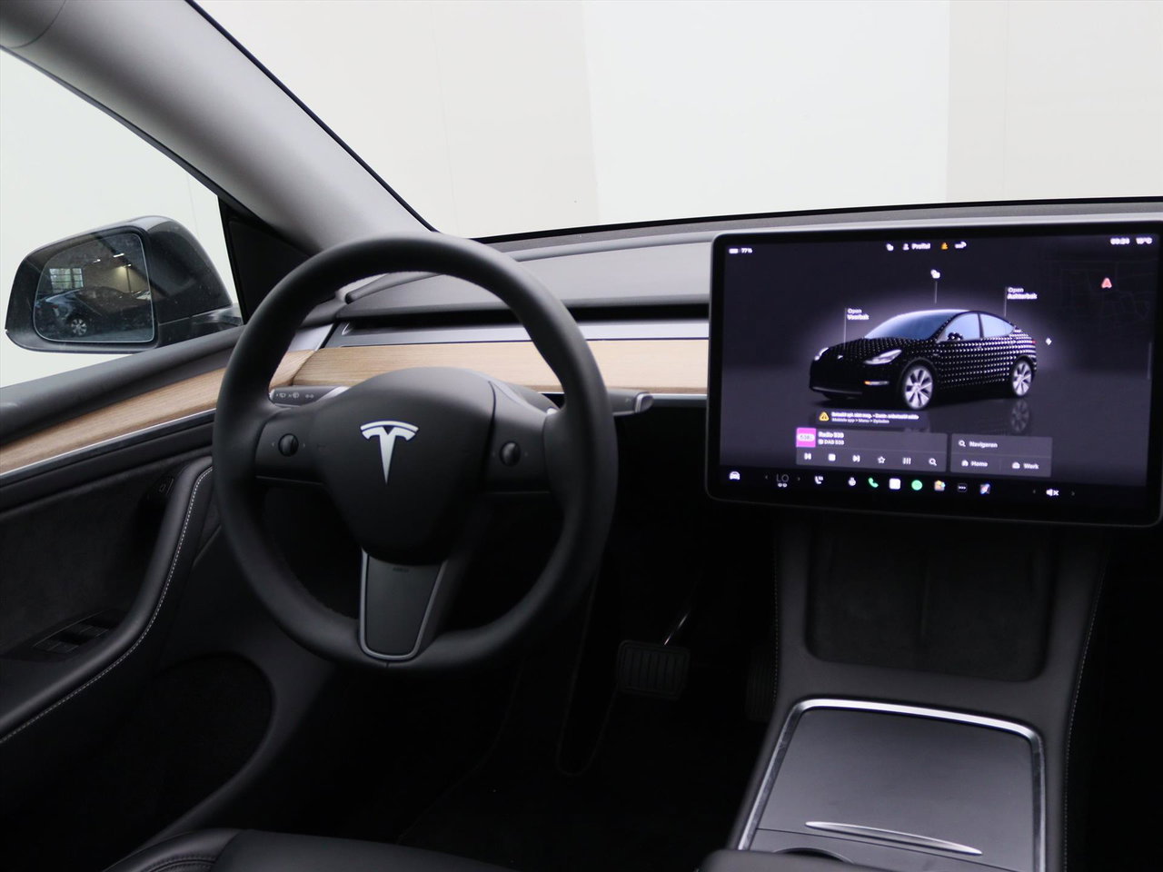 Tesla Model Y Standard RWD Plus 95% SoH [ AMD RYZEN+AUTOPILOT+19 INCH+PREMIUM AUDIO ] 18