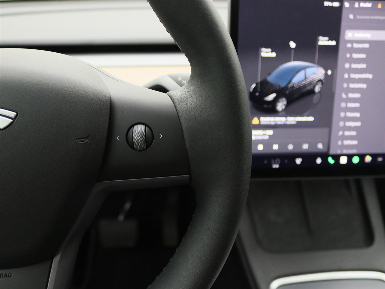 Tesla Model Y Standard RWD Plus 95% SoH [ AMD RYZEN+AUTOPILOT+19 INCH+PREMIUM AUDIO ] 29