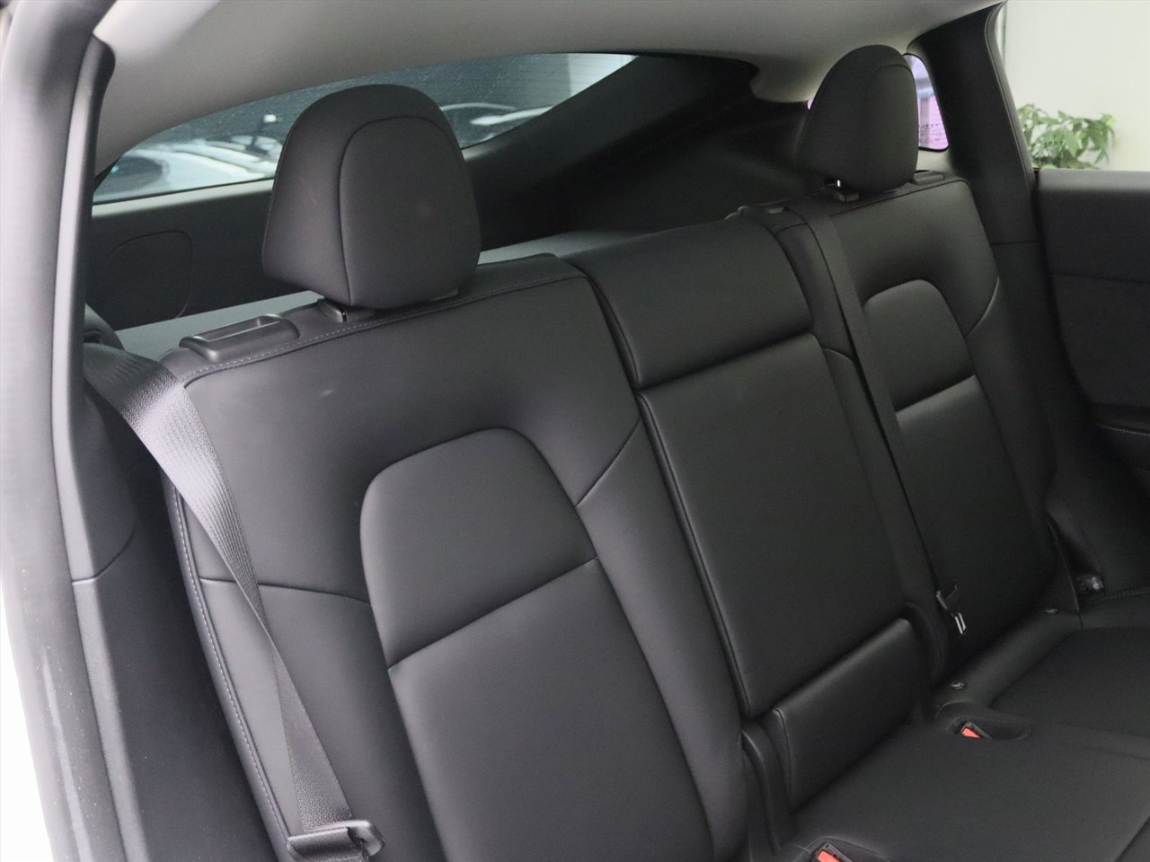 Tesla Model Y Standard RWD Plus 94.5% SoH [ AMD RYZEN+AUTOPILOT+19 INCH+PREMIUM AUDIO ] 17