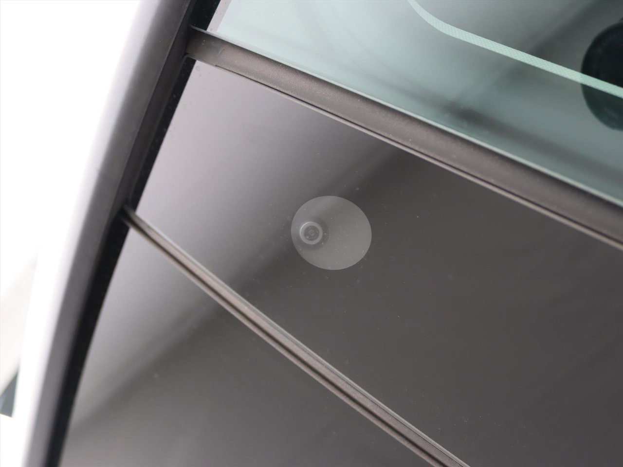 Tesla Model Y Standard RWD Plus 94.5% SoH [ AMD RYZEN+AUTOPILOT+19 INCH+PREMIUM AUDIO ] 15