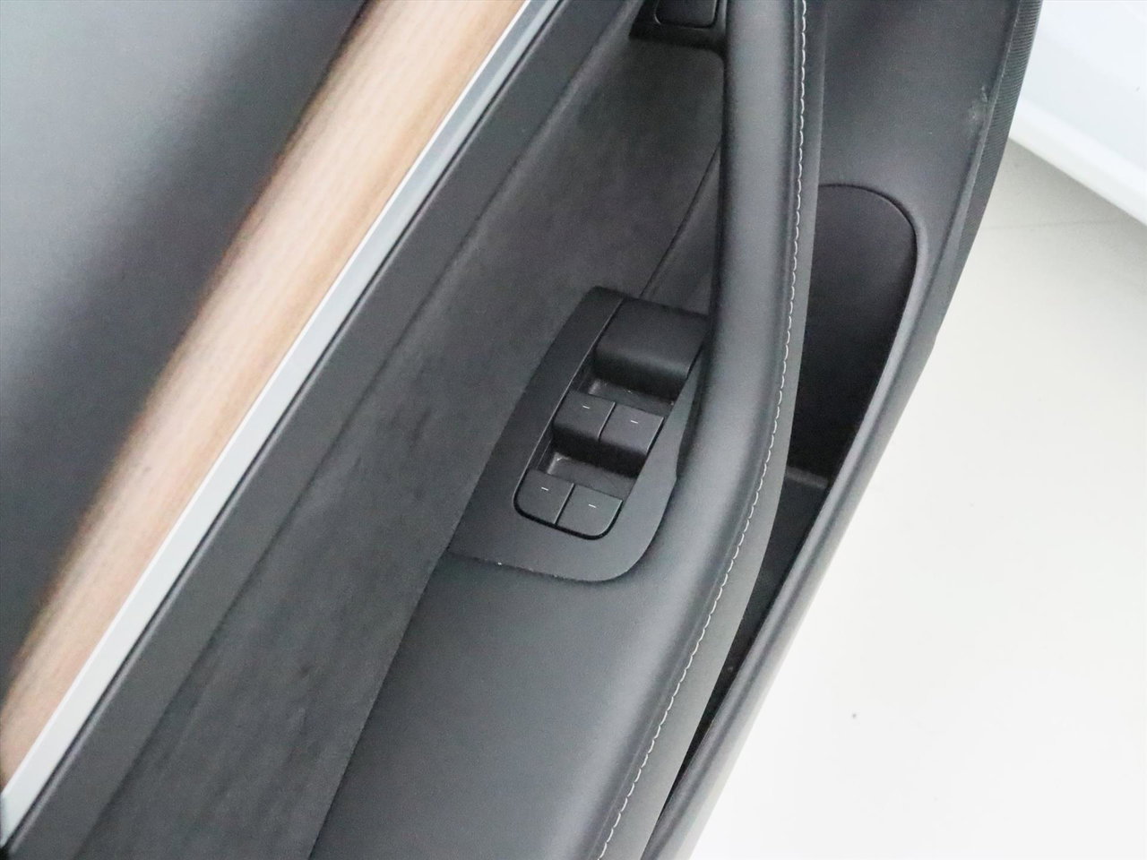 Tesla Model 3 Standard RWD Plus FACELIFT 94,9% SoH [ AMD RYZEN+LFP-ACCU+WARMTEPOMP+AUTOPILOT ] 23