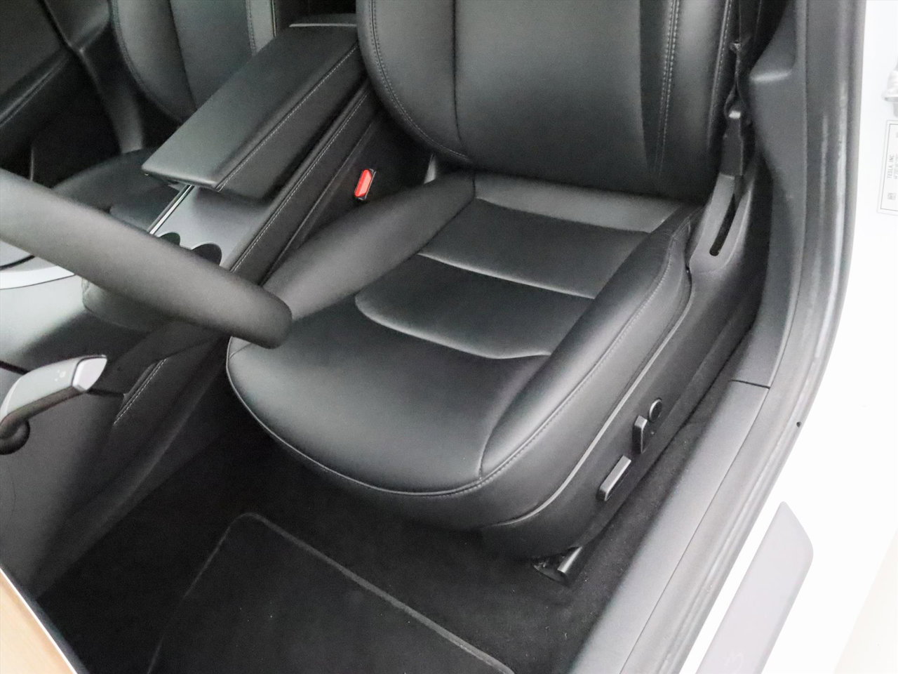 Tesla Model 3 Standard RWD Plus FACELIFT 94,9% SoH [ AMD RYZEN+LFP-ACCU+WARMTEPOMP+AUTOPILOT ] 25