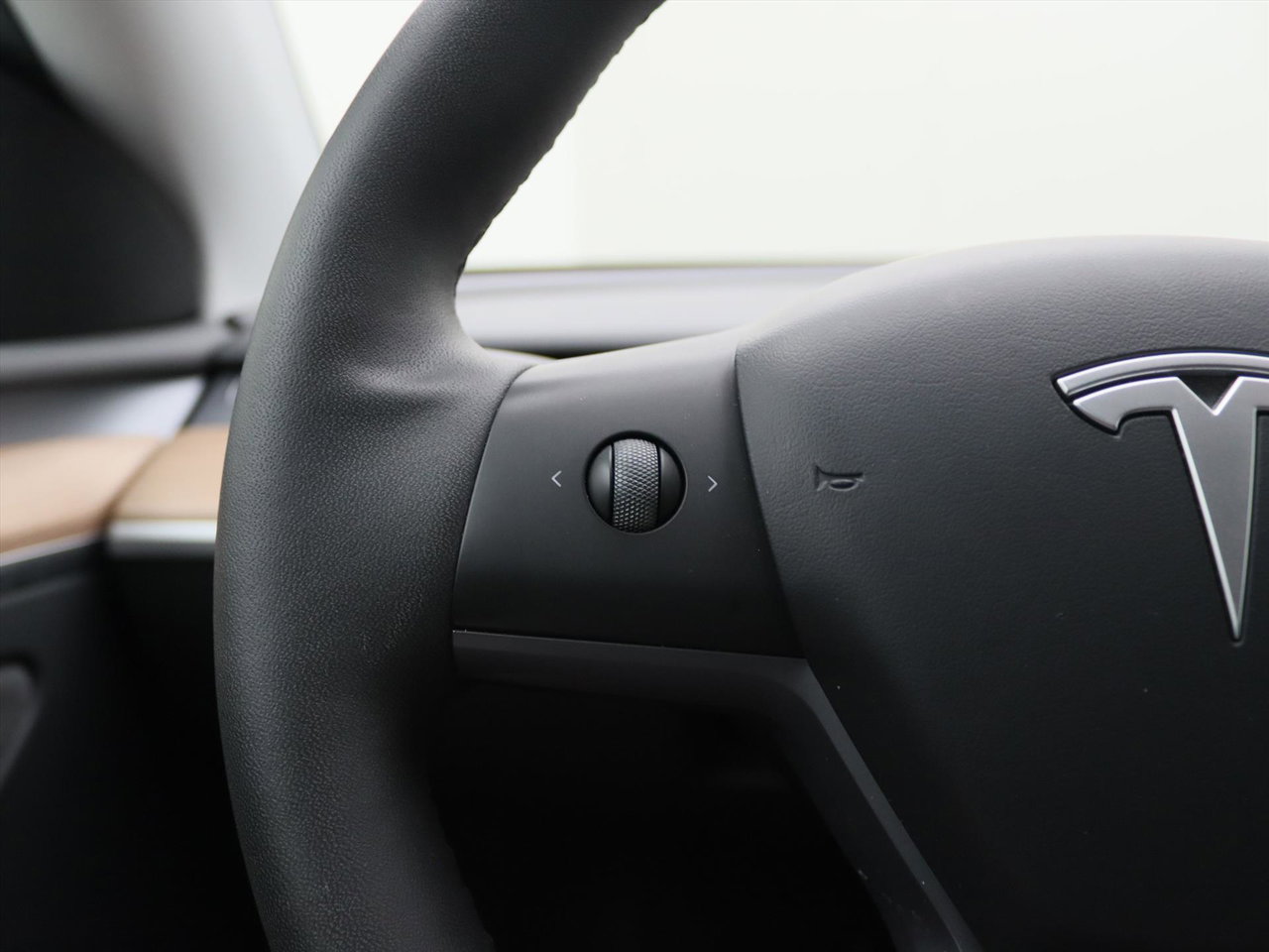 Tesla Model Y Long Range AWD 75kWh 351pk 93.7% SoH [ AMD RYZEN+AUTOPILOT+19 INCH+PREMIUM AUDIO ] 22
