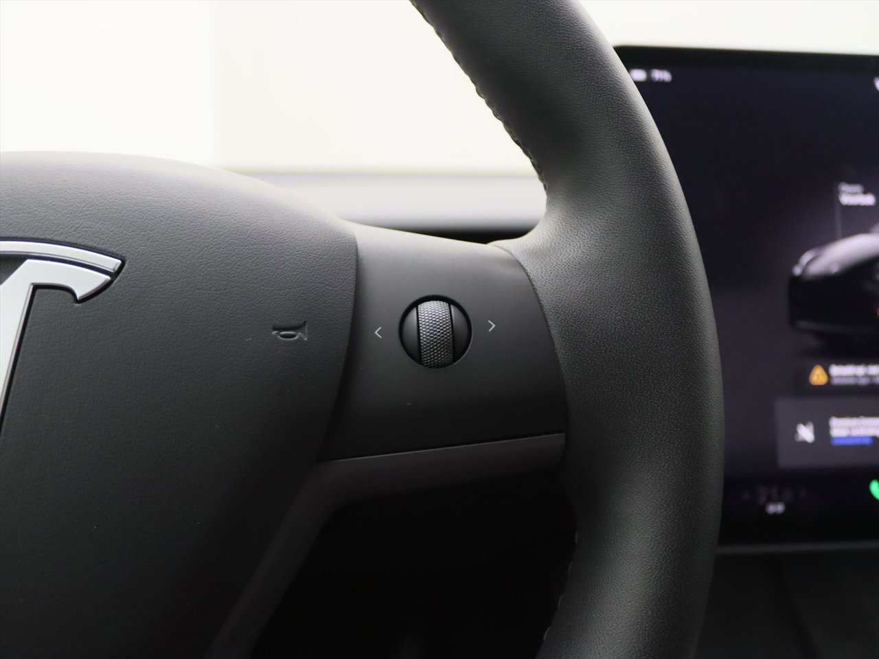 Tesla Model Y Long Range AWD 75kWh 351pk 93.7% SoH [ AMD RYZEN+AUTOPILOT+19 INCH+PREMIUM AUDIO ] 23