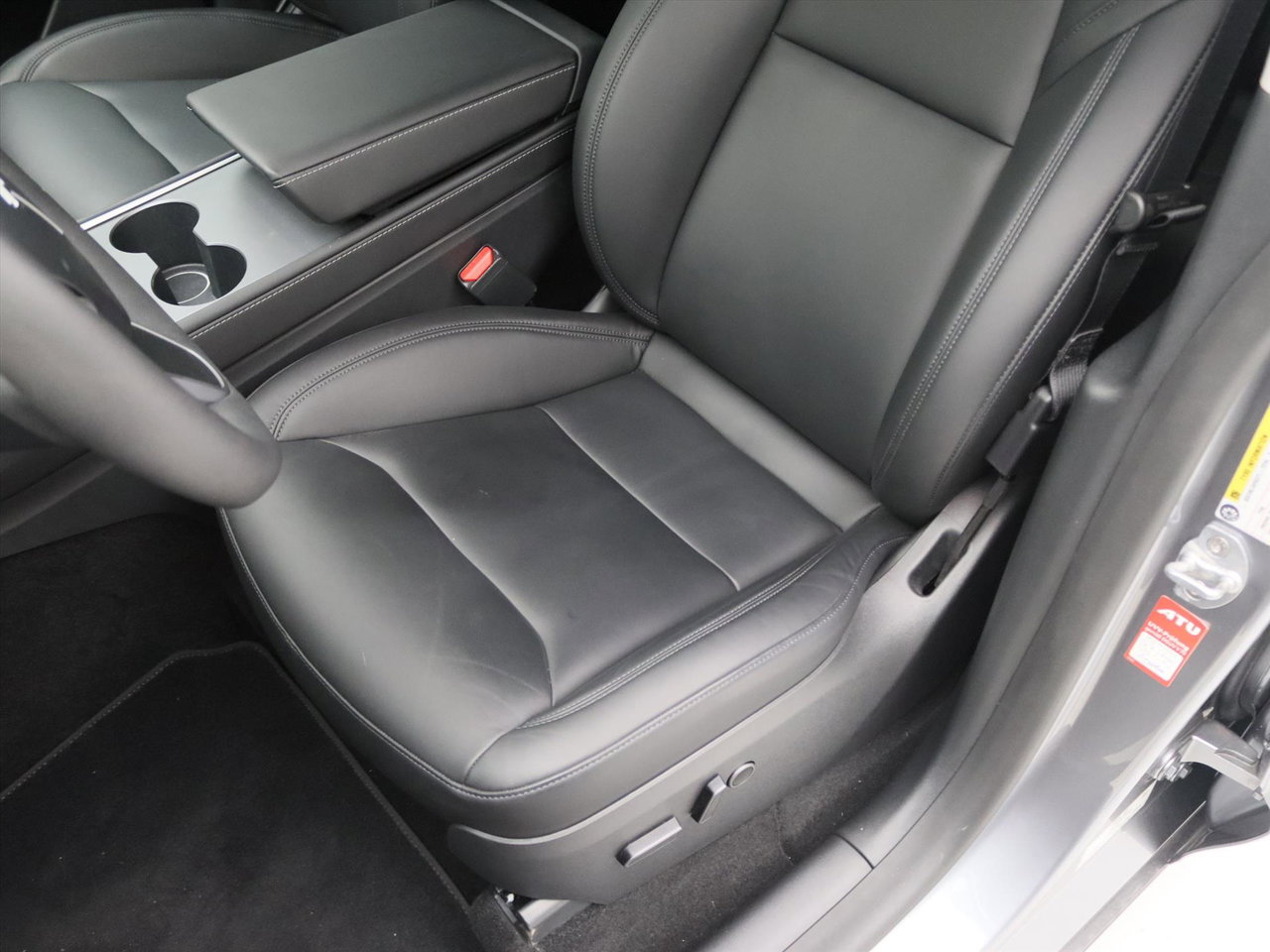 Tesla Model Y Long Range AWD 75kWh 351pk 93.7% SoH [ AMD RYZEN+AUTOPILOT+19 INCH+PREMIUM AUDIO ] 19