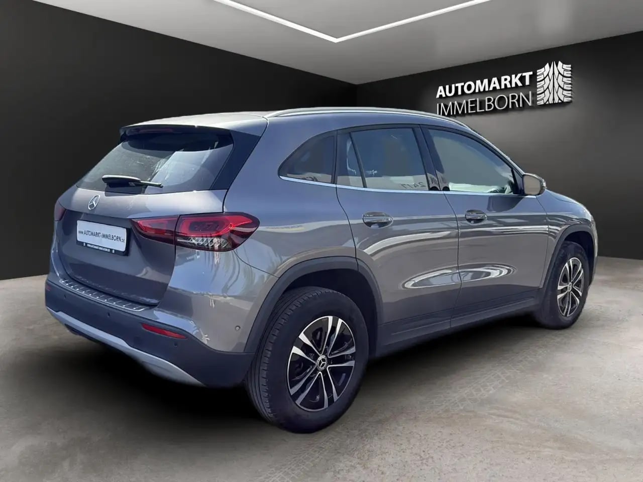 Mercedes-Benz GLA 180 d MBUX*Kamera*LED*Navi*17*DAB*1Hand 6
