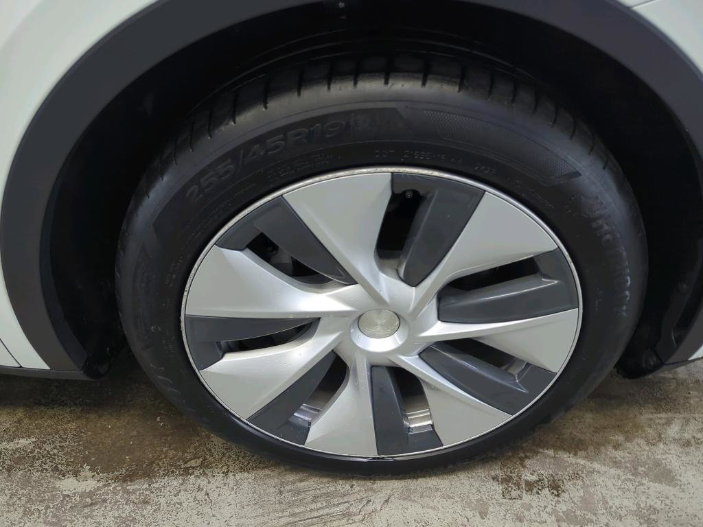 Tesla Model Y Standard RWD Plus 299pk 92,1% SoH [ TREKHAAK+AMD RYZEN+LFP+AUTOPILOT+19 INCH+PREMIUM AUDIO ] 14