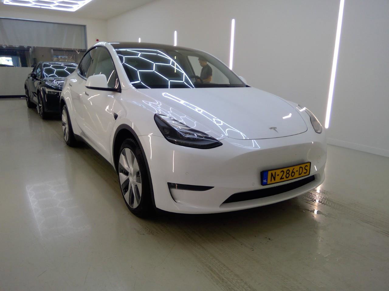 Tesla Model Y Long Range AWD 75kWh 351pk 92.4% SoH [ AUTOPILOT+19 INCH+PREMIUM AUDIO ] 6