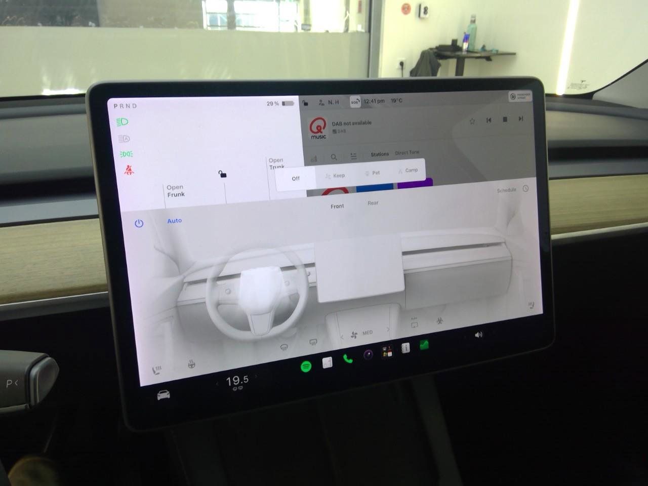 Tesla Model Y Long Range AWD 75kWh 351pk 92.4% SoH [ AUTOPILOT+19 INCH+PREMIUM AUDIO ] 17
