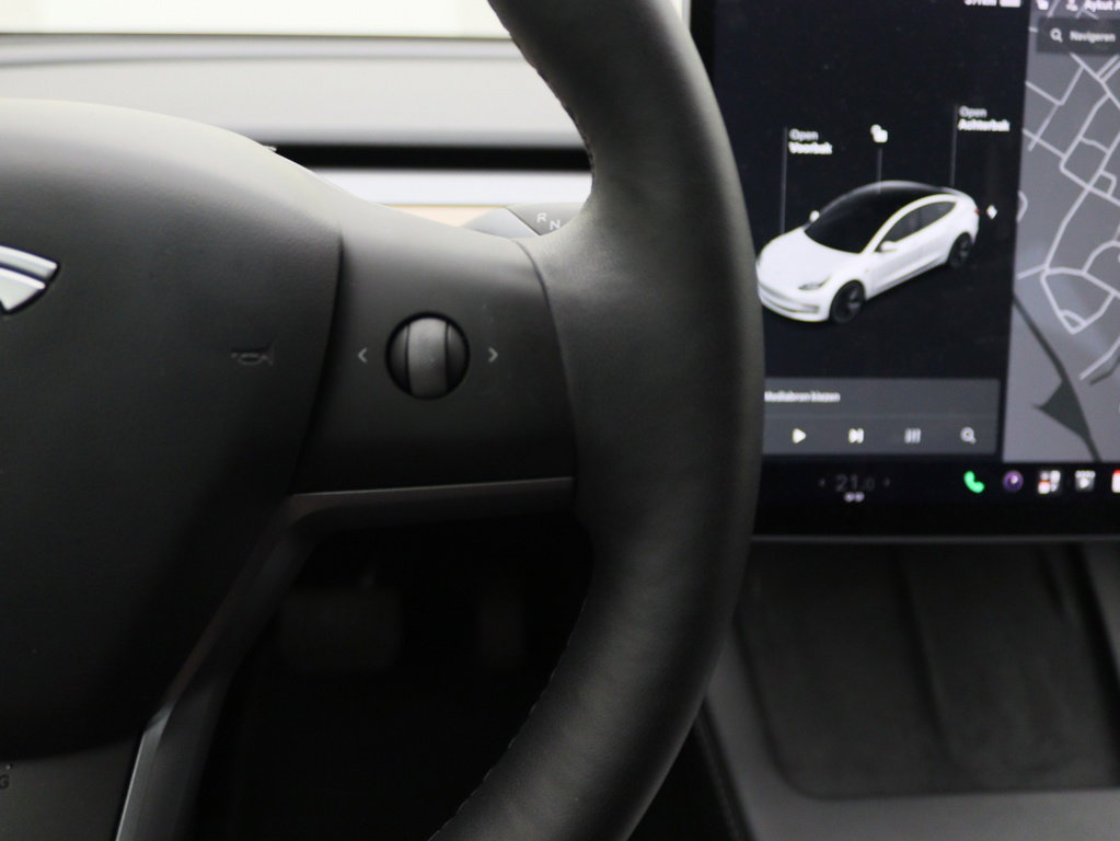 Tesla Model 3 Standard Plus RWD 22