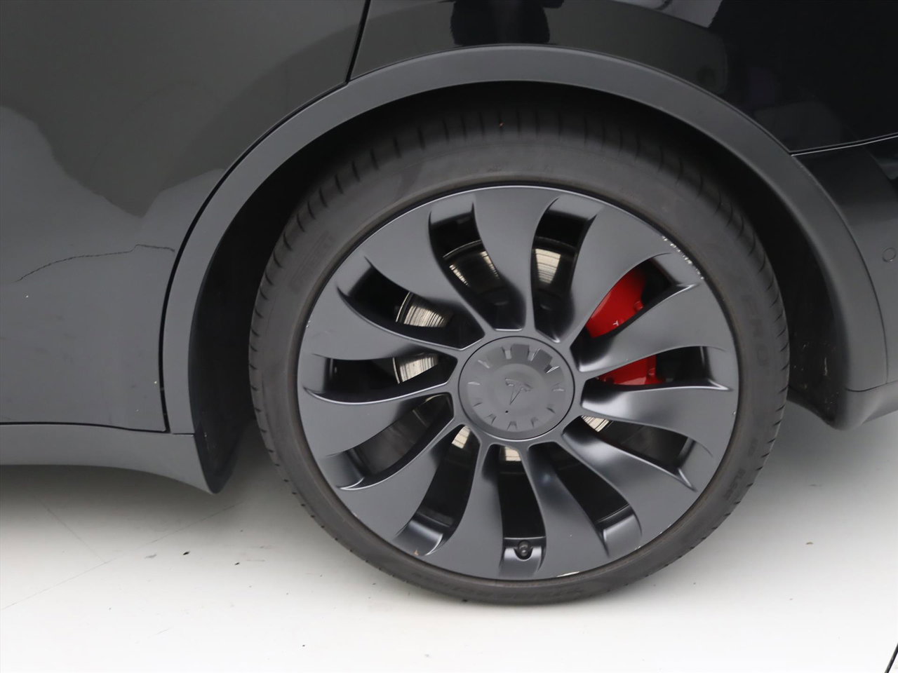 Tesla Model Y Performance 534pk AWD 93% SoH [ 21 INCH+WARMTEPOMP+RYZEN+PREMIUM AUDIO ] 12