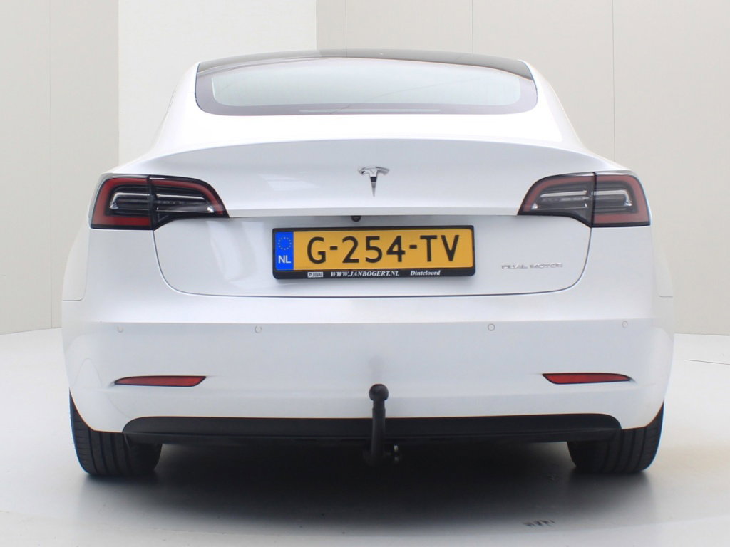 Tesla Model 3 Long-Range Dual Motor AWD 6