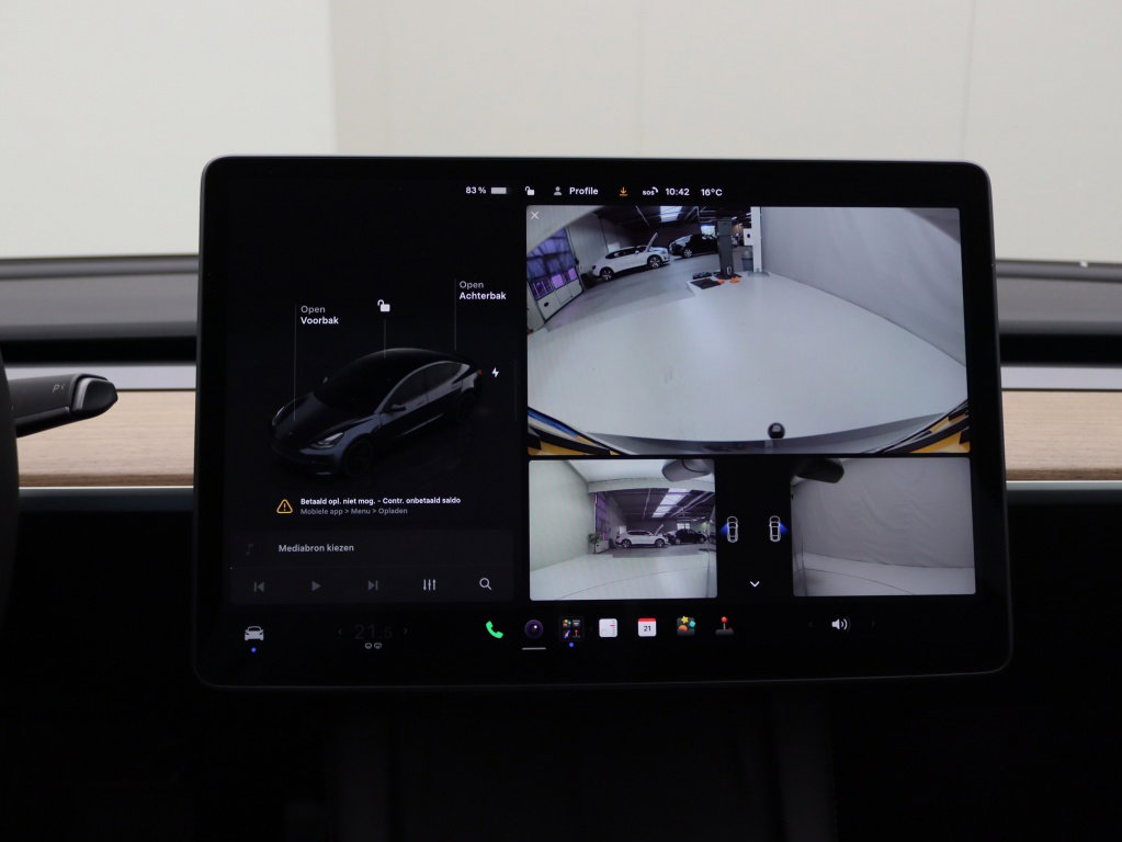 Tesla Model 3 Long-Range Dual Motor AWD 25
