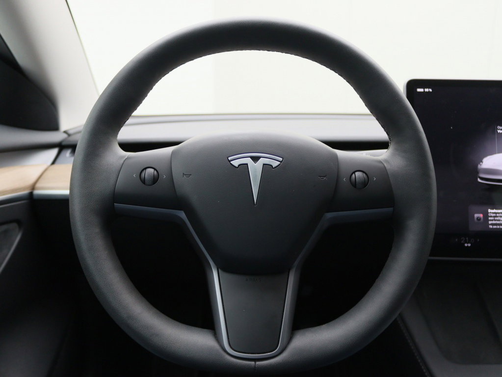 Tesla Model 3 Standard Plus RWD 20