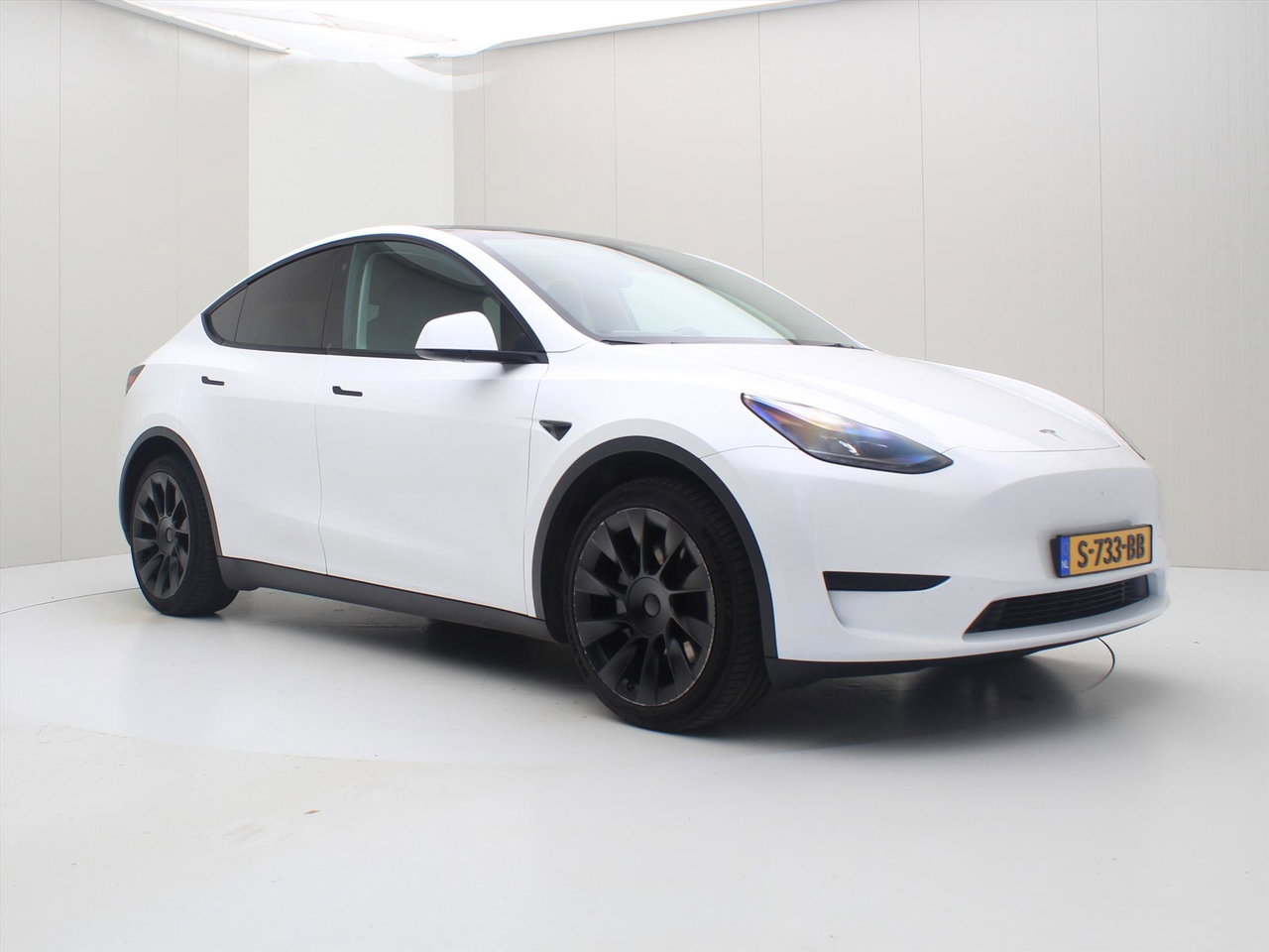 Tesla Model Y Standard RWD Plus 90,8% SoH [ AMD RYZEN+AUTOPILOT+20 INCH+PREMIUM AUDIO 4