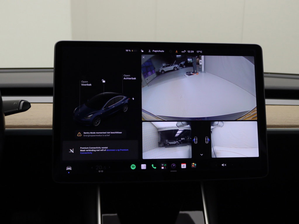 Tesla Model 3 Standard Plus RWD 22