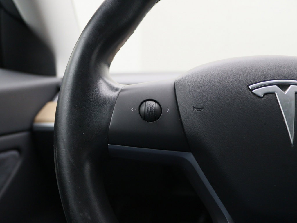 Tesla Model 3 Standard Plus RWD 20