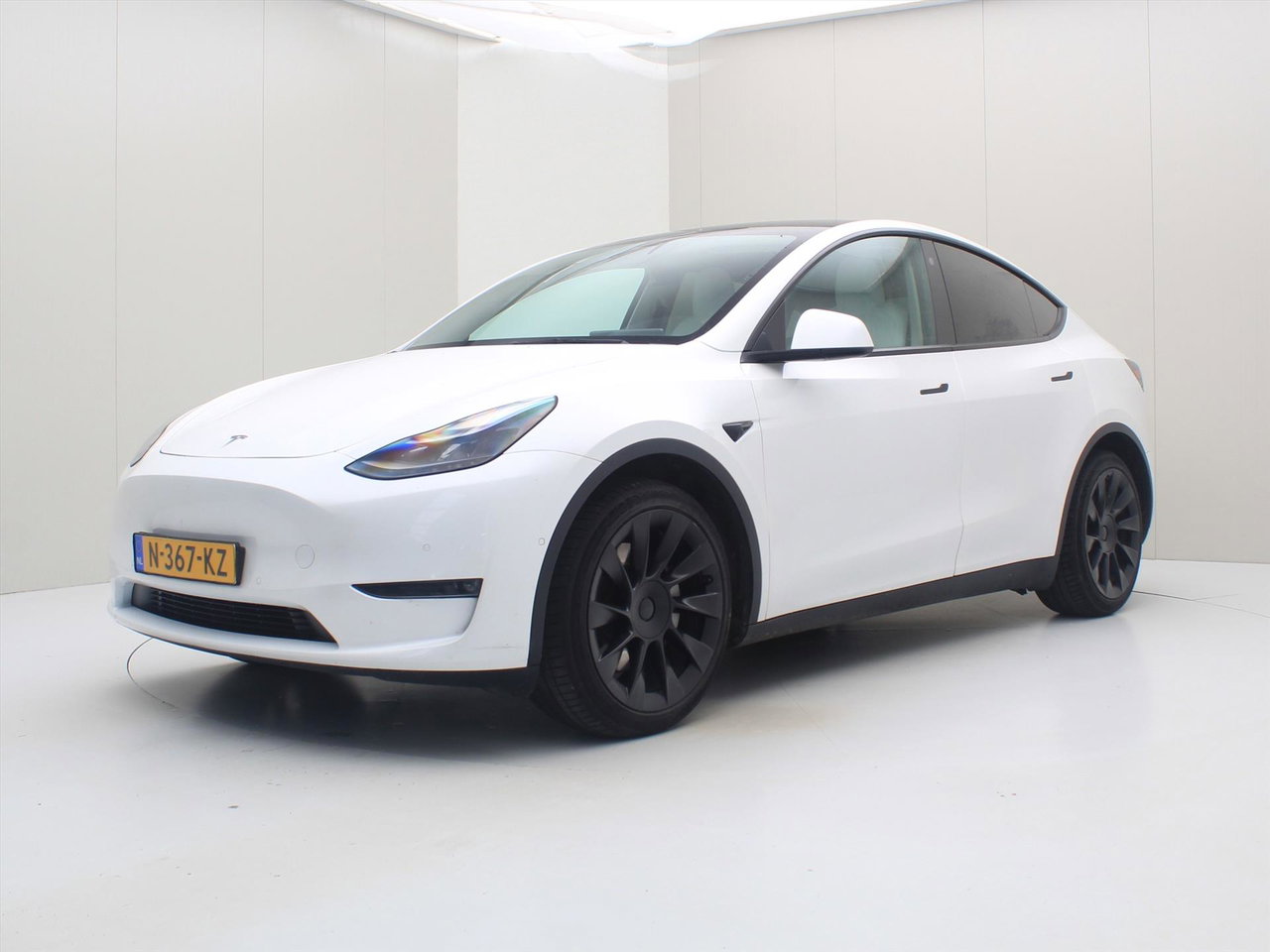 Tesla Model Y Long Range 351pk AWD [ FSD+WIT LEDER+TREKHAAK+20 INCH+PREMIUM AUDIO ]
