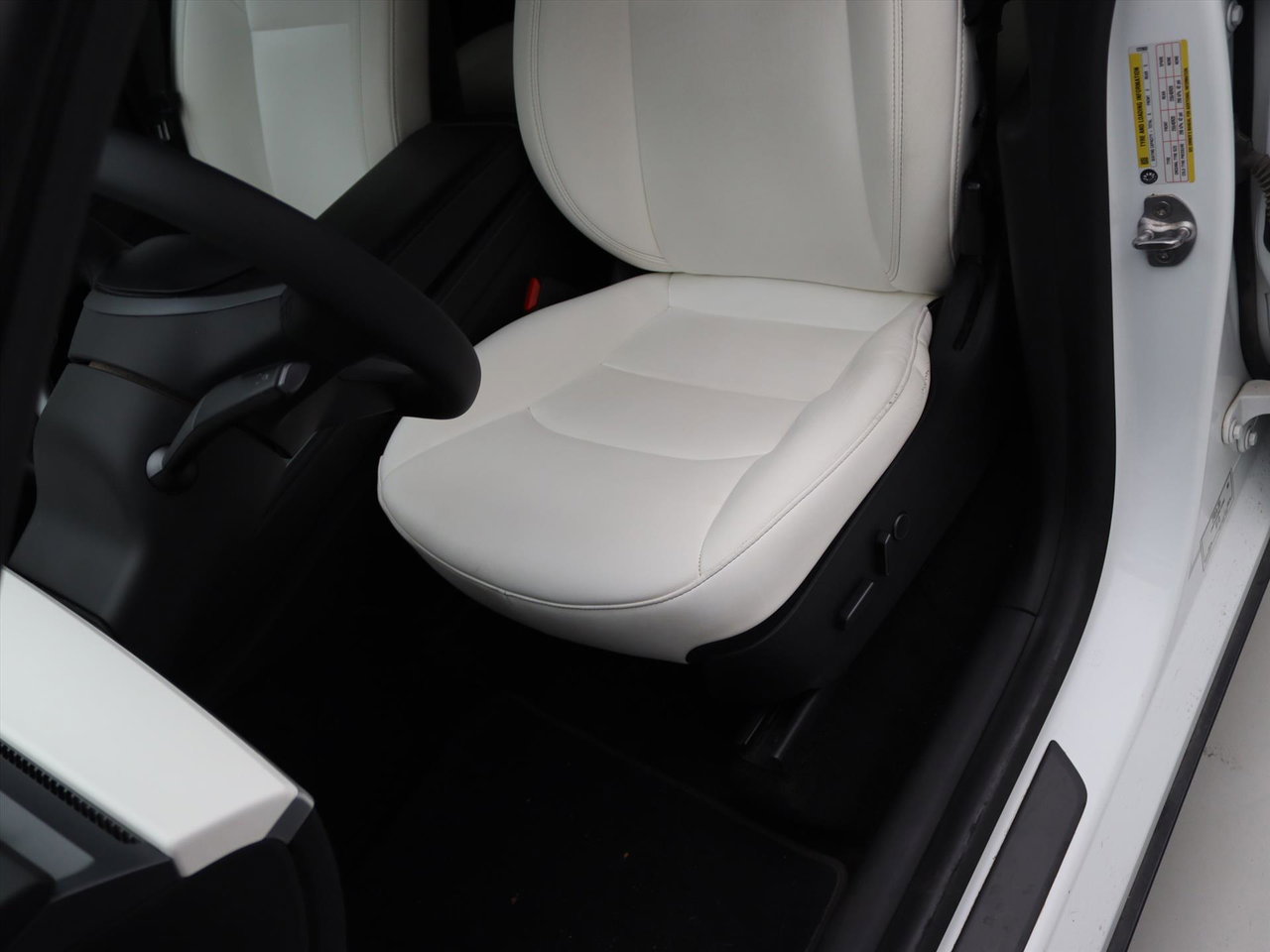 Tesla Model Y Long Range 351pk AWD [ FSD+WIT LEDER+TREKHAAK+20 INCH+PREMIUM AUDIO ] 26