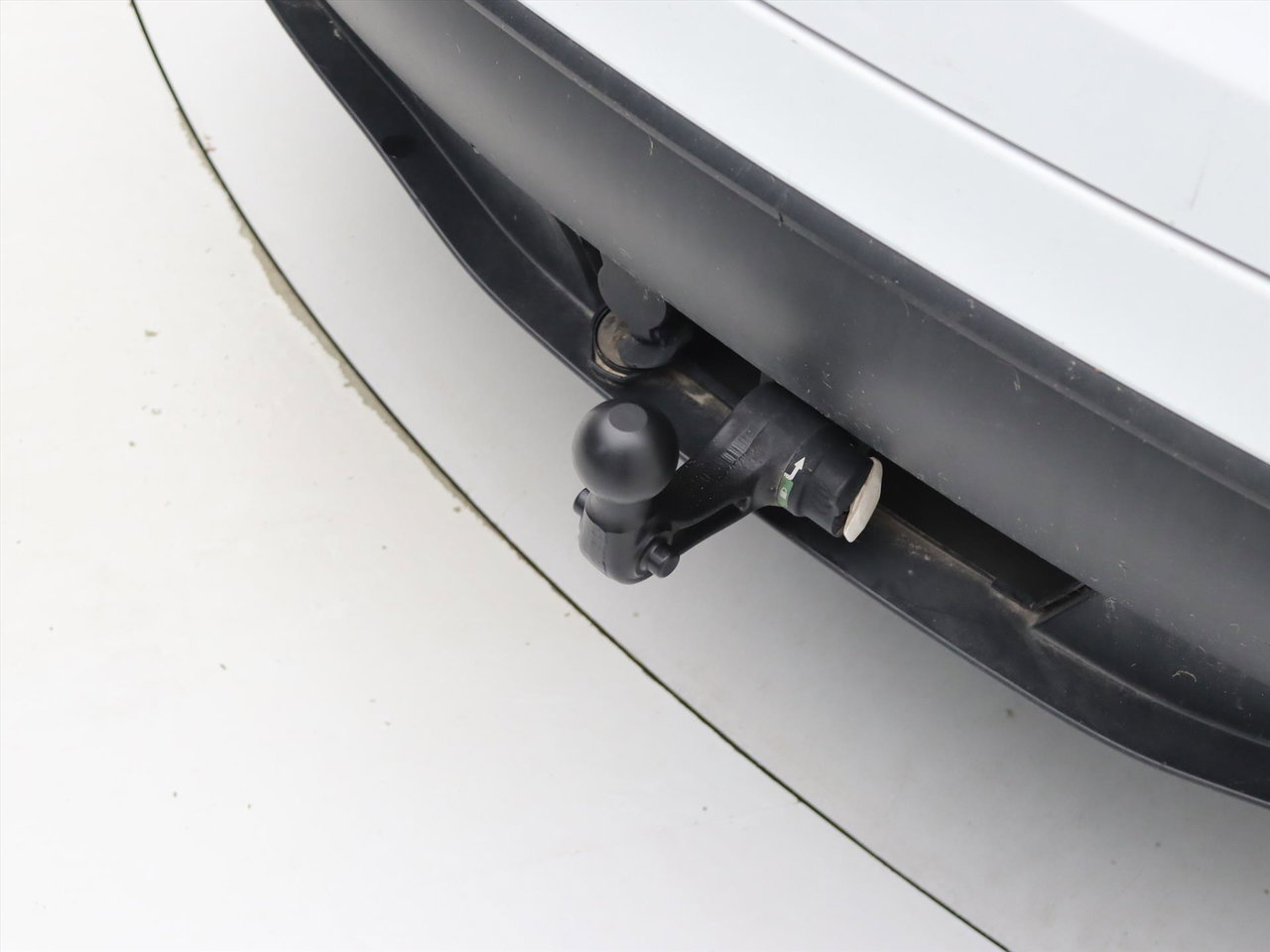 Tesla Model Y Long Range 351pk AWD [ FSD+WIT LEDER+TREKHAAK+20 INCH+PREMIUM AUDIO ] 8