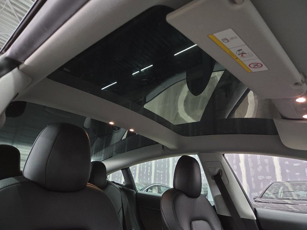 Tesla Model 3 Long-Range AWD 351pk 75 kWh FACELIFT [ AUTOPILOT+WARMTEPOMP+620KM WLTP ] 21