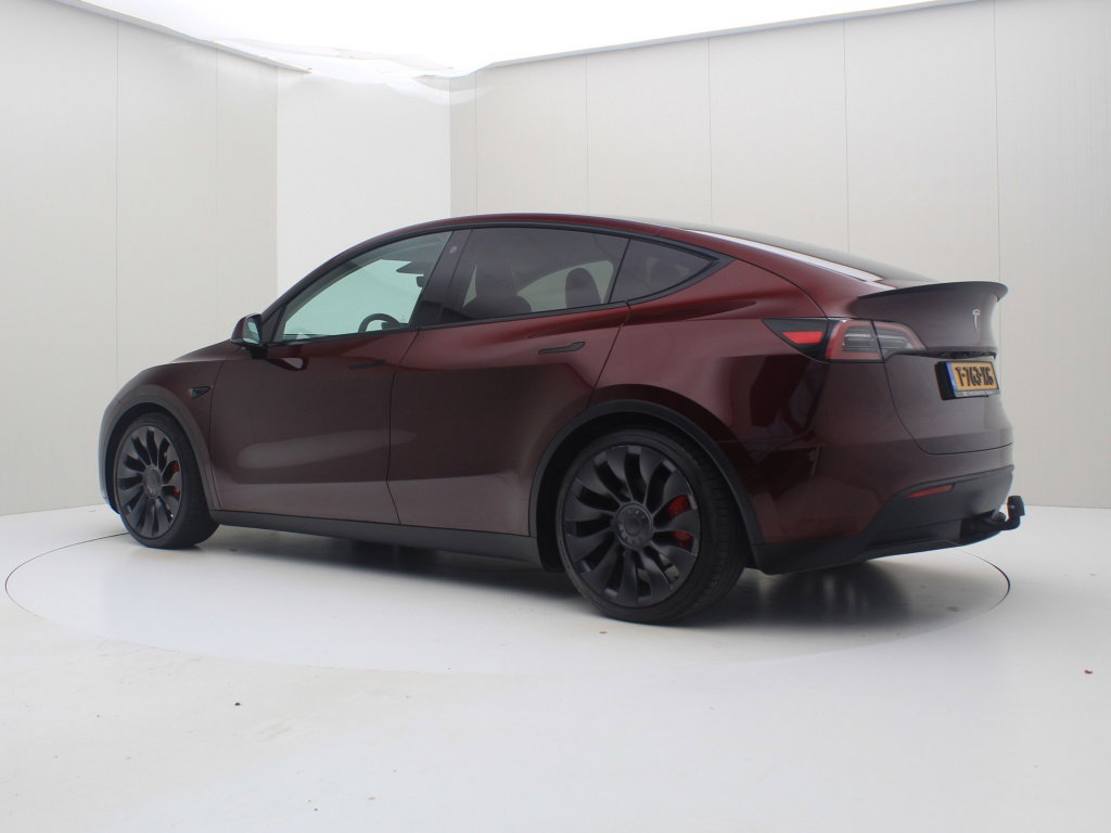 Tesla Model Y Performance 450pk AWD 3