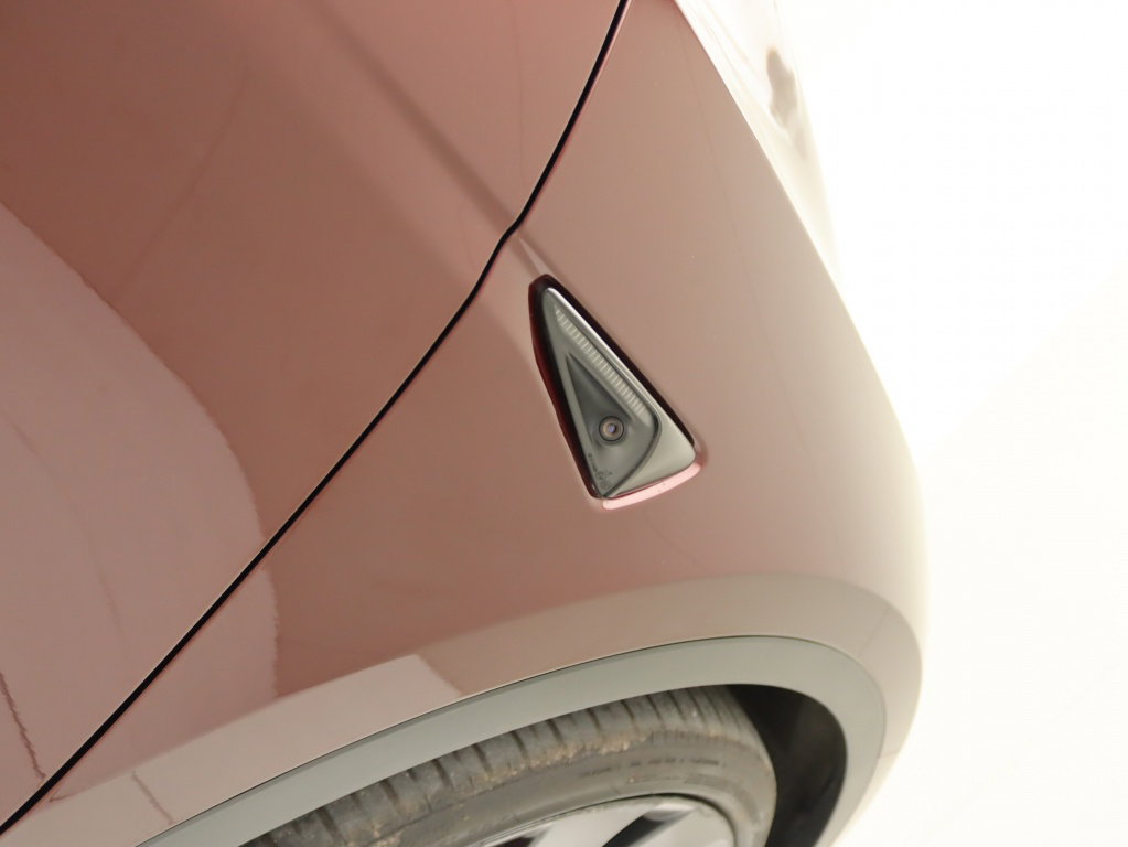 Tesla Model Y Performance 450pk AWD 28