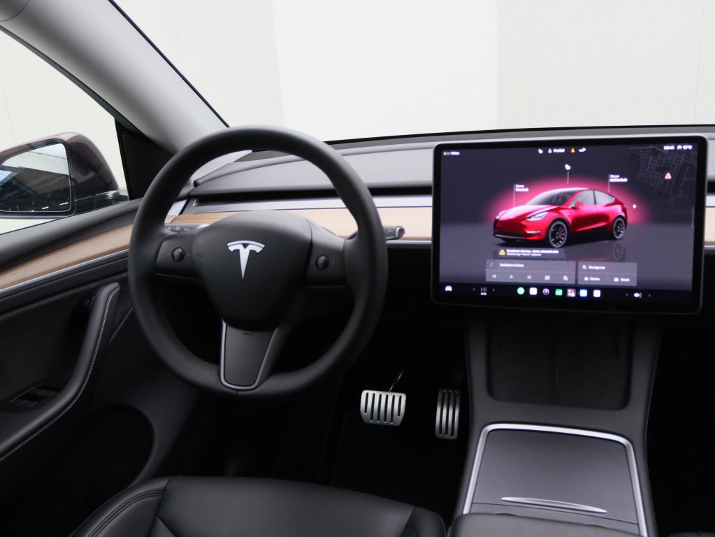 Tesla Model Y Performance 450pk AWD 8