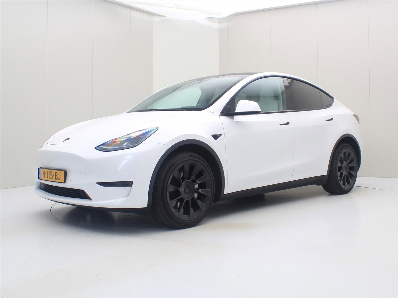 Tesla Model Y Long Range 351pk AWD [ WIT LEDER+AUTOPILOT+20 INCH+PREMIUM AUDIO ]