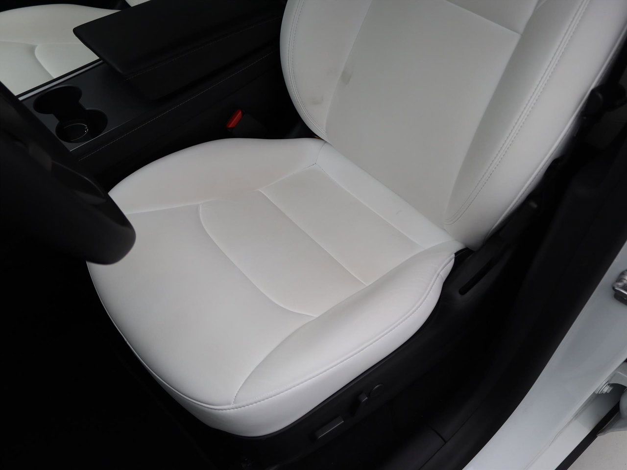 Tesla Model Y Long Range 351pk AWD [ WIT LEDER+AUTOPILOT+20 INCH+PREMIUM AUDIO ] 16