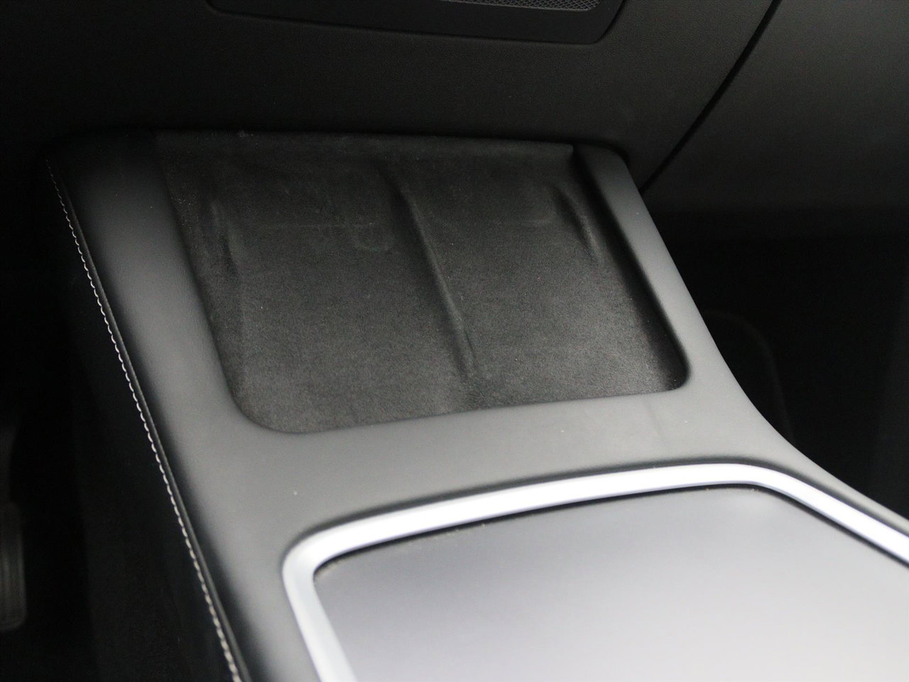 Tesla Model Y Long Range 351pk AWD [ WIT LEDER+AUTOPILOT+20 INCH+PREMIUM AUDIO ] 28