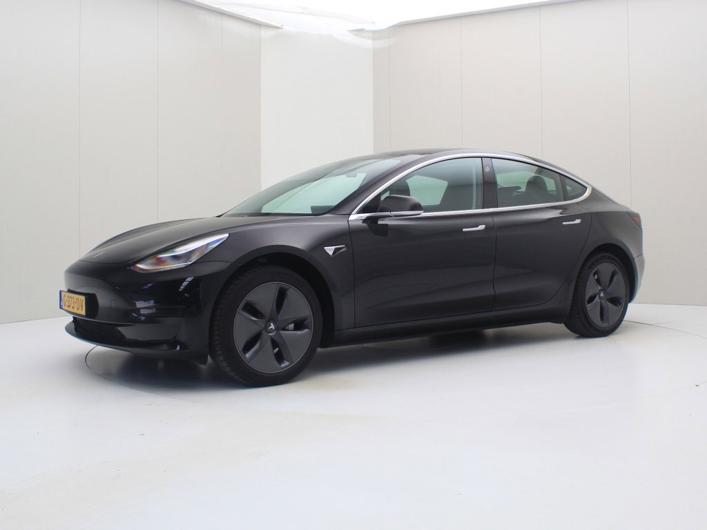 Tesla Model 3 Standard Plus RWD 8